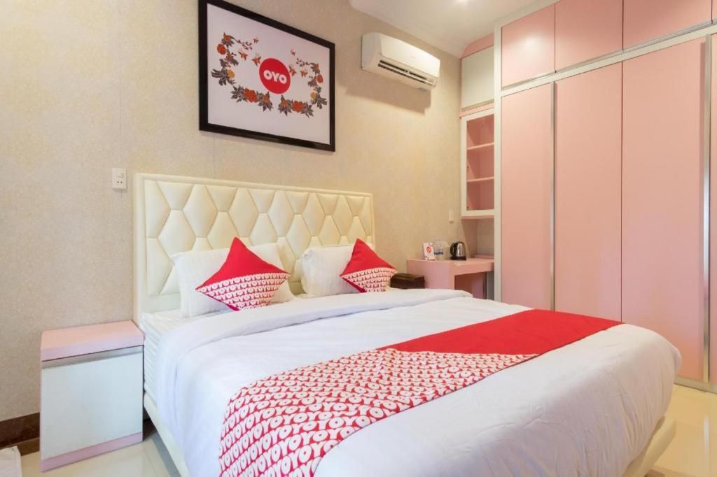 Oyo 619 Naufal Guest House Syariah Medan Extérieur photo