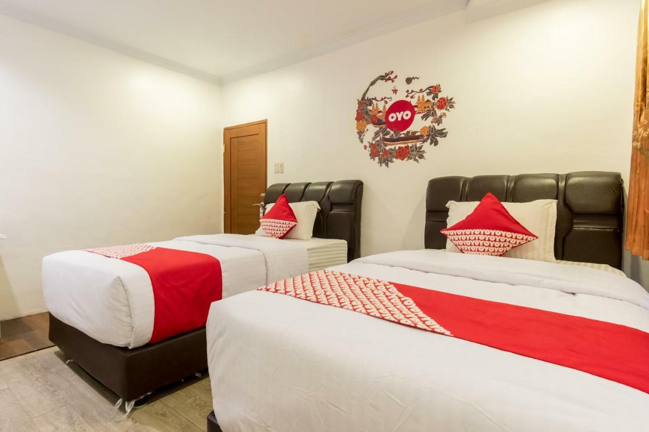 Oyo 619 Naufal Guest House Syariah Medan Extérieur photo